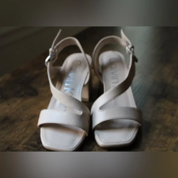 Calvin Klein Women's Chunky Strappy Open Toe Heels - Picture 2 of 9